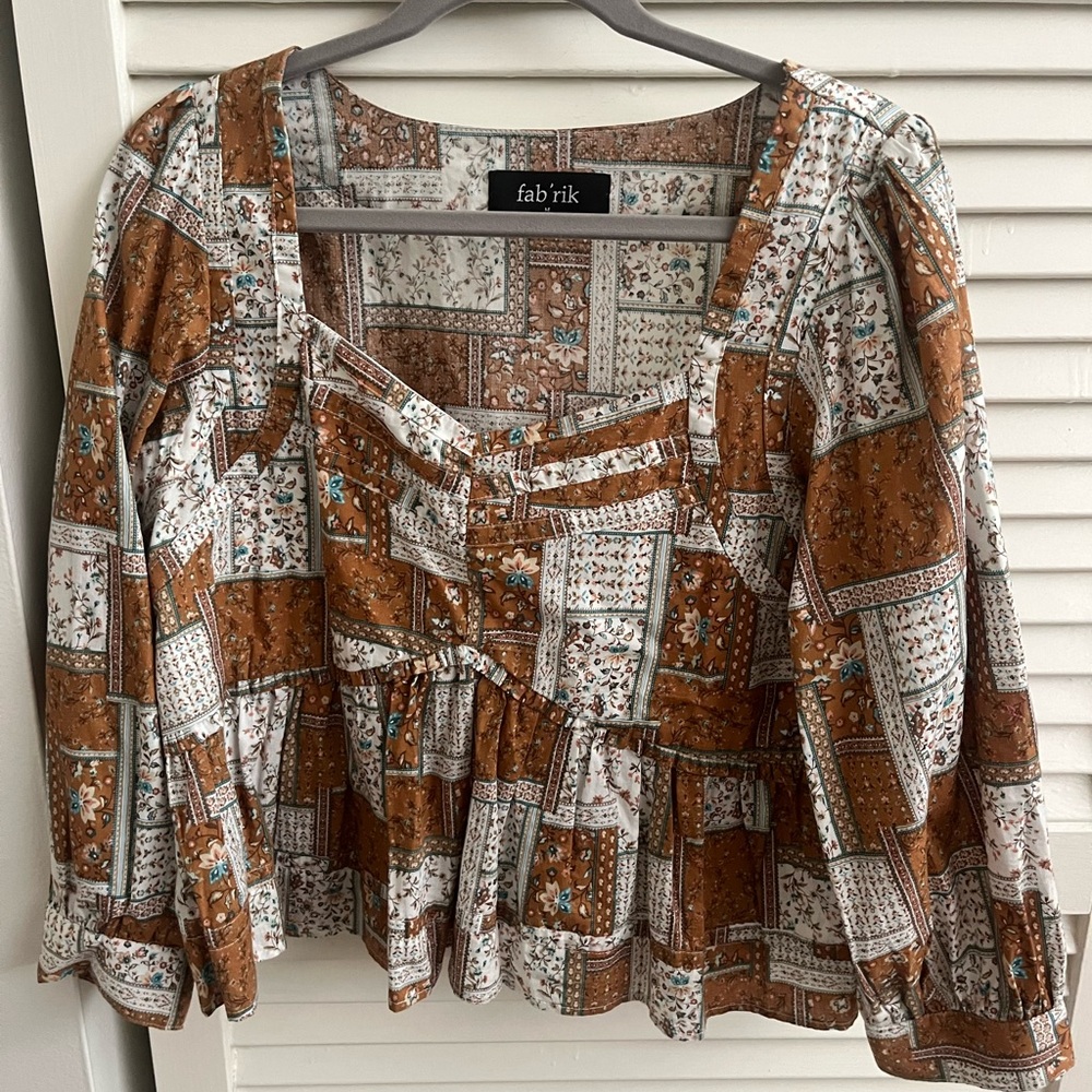 Fabrik Detailed Long Sleeve Top